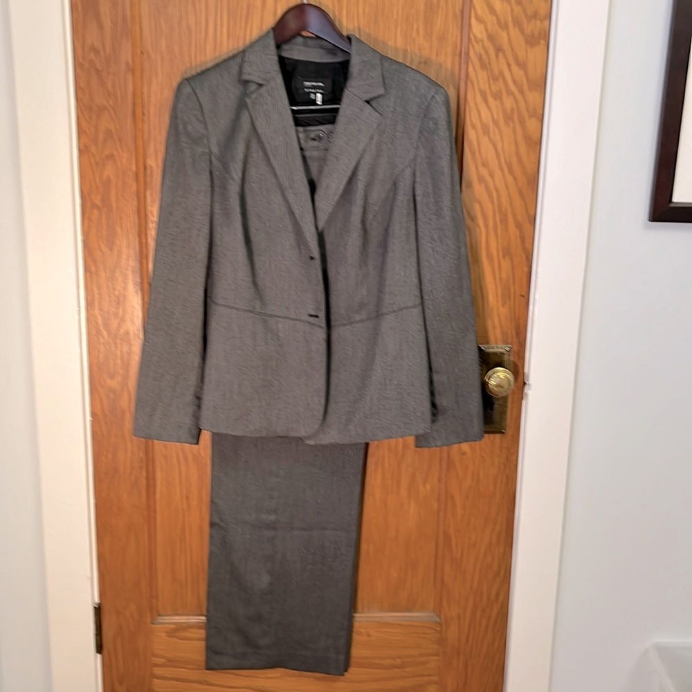 Jones New York suit, Blazer 16W, Pants 14W